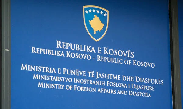 Les autorités du Kosovo rejettent la demande de visite du ministre serbe de la Santé à Mitrovica