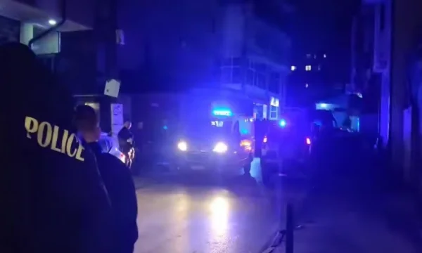 Ky është personi që ndërroi jetë pasi u plagos me armë zjarri sonte në Prishtinë