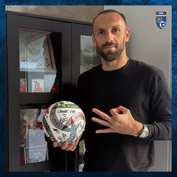 Muriqi nimmt den hettricken Ball nach Island, signiere alle Kosovo-Kospieler