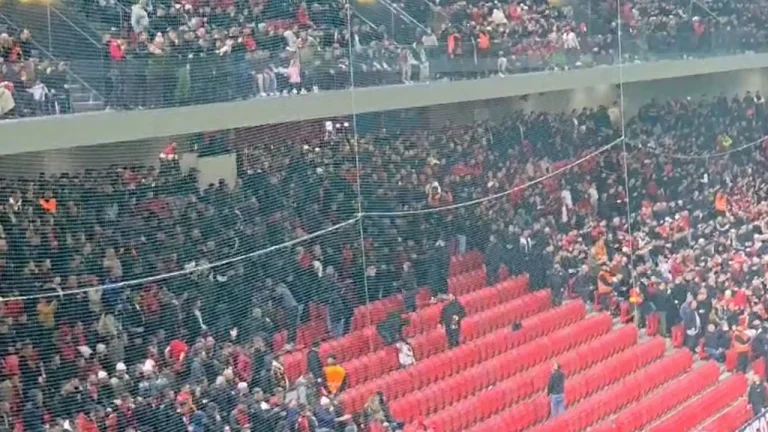 Les fans rouges boycottent la rencontre avec Andorre, le stade abandonné après avoir chanté l'hymne national