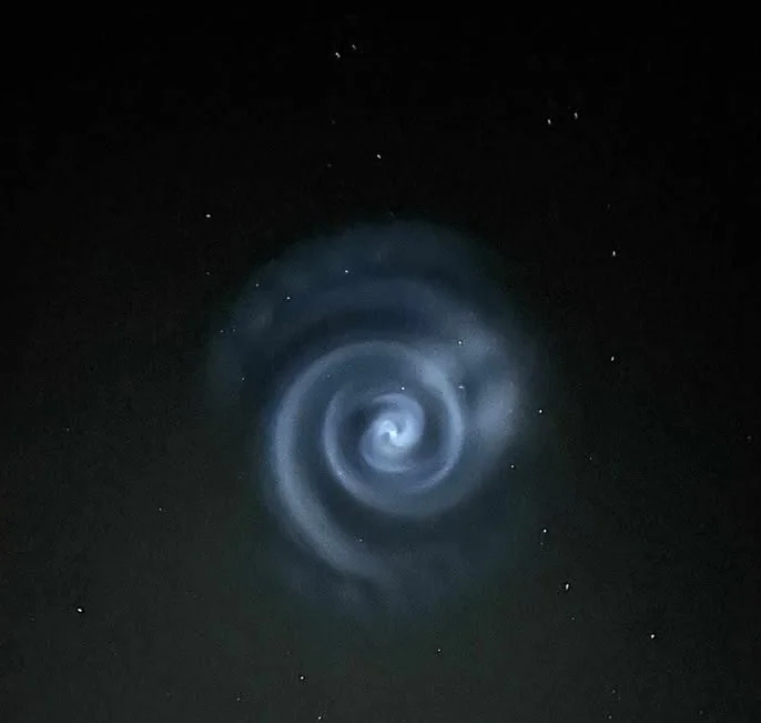 Un cercle mystérieux est apparu ce soir dans le ciel du Kosovo