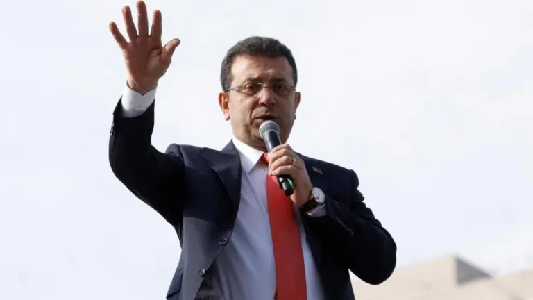 Erdogan's main rival imprisoned