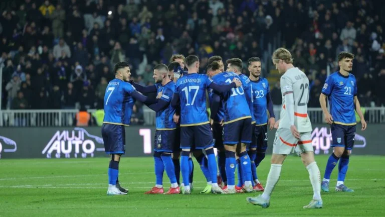 La posible formación de Kosovo para el partido de regreso de Islandia