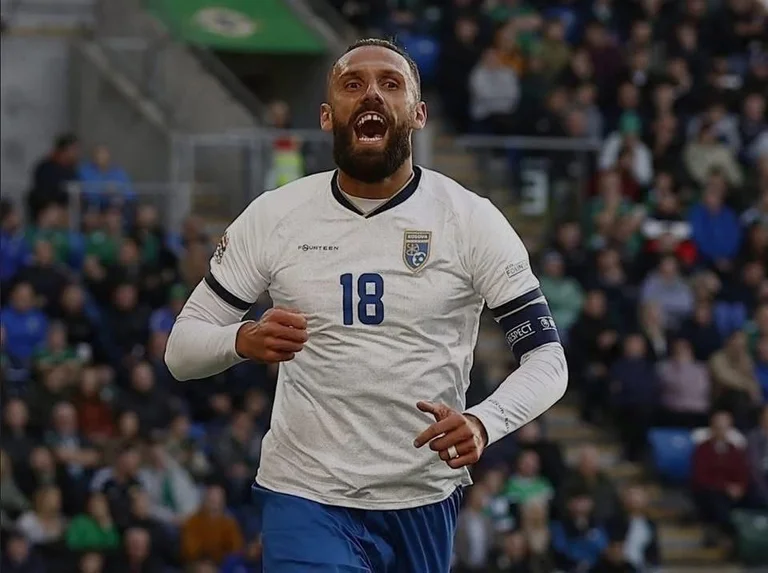 Muriqi komplettiert Hat-trickun, Kosovo böselos Sieg über Island