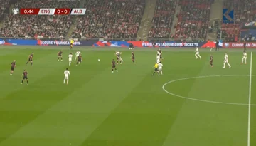 England-Albanien Kampf beginnt