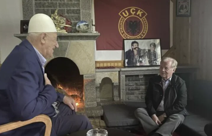 Ambassador and former US Congresist express condolences to Thaci