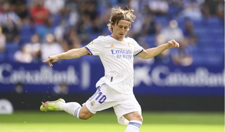 Modric nuk di të plaket, mund ta vazhdojë kontratën me Realin