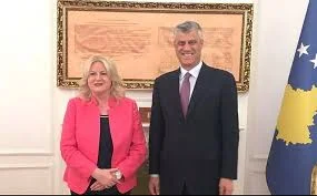 Tahiri për Thaçin: Si në luftë, si në Rambuje, kryelartë edhe sot kur vizitove babanë