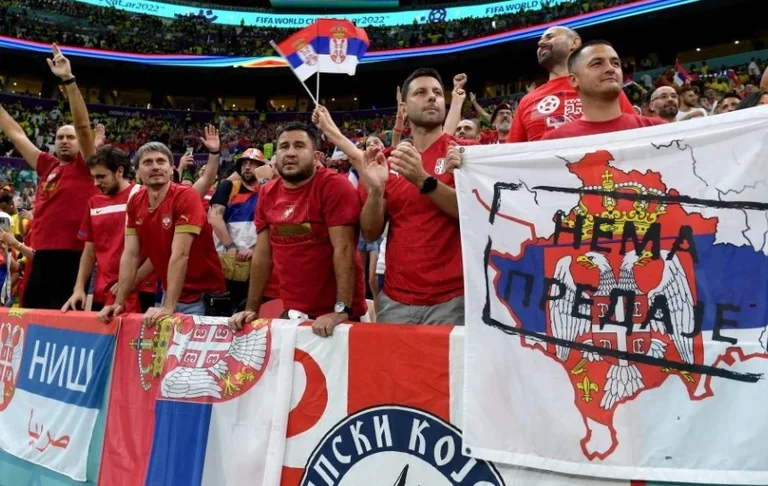 Thirrjet anti-Kosovë dhe trazirat në stadiume, Federata Serbe e Futbollit paguan mbi 2 milionë dënime nga UEFA