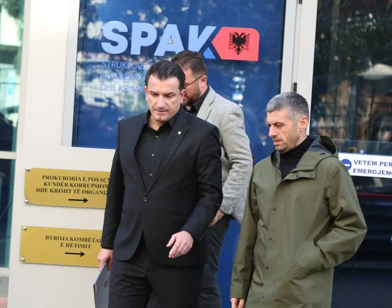 Prokurorët kërkojnë vijimin e arrestit me burg, shtyhet sërish seanca për Veliajn