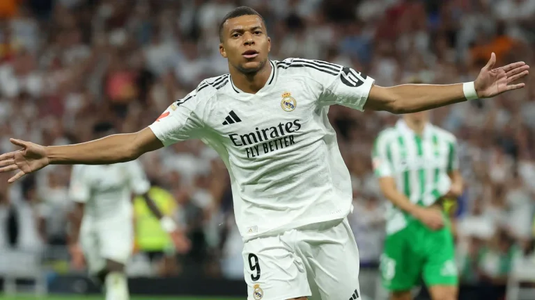 Mbappe i gëzon tifozët, i gatshëm për ndeshjen e sontme