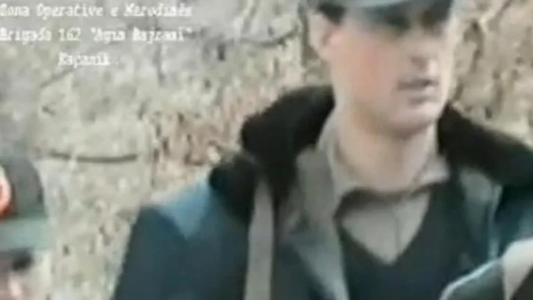 “Aksionet e Thaçit me shokë kundër policisë serbe”, artikulli i 1993: Partitë në Kosovë thonin se forcat serbe po vriten mes veti