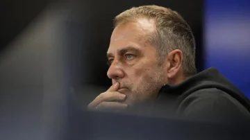 Hansie Flick, nachdem Barcelonas Arzt gestorben ist: Wir wollen dafür gewinnen