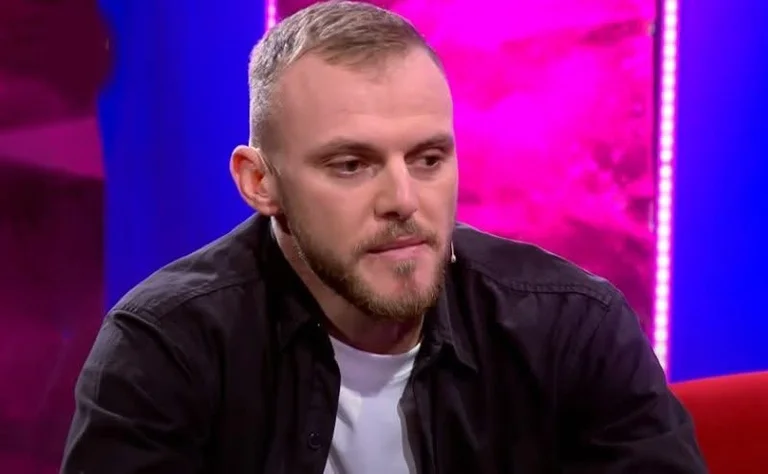 Er zog eine Waffe, nachdem er von Jests Gents angegriffen wurde, reagiert Zeberwocky