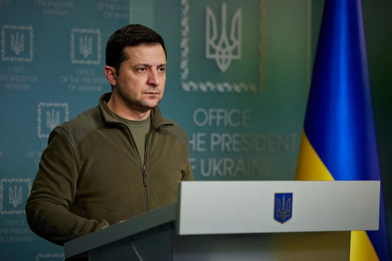 Zelensky: Më shumë se 10 milionë njerëz në Ukrainë janë pa energji elektrike