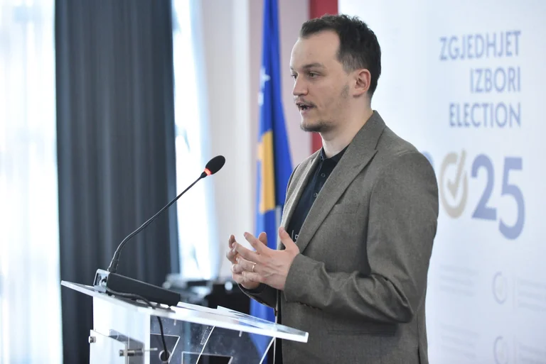 “E cënon procesin, të hetohen veç rastet konkrete” – Reagon Cakolli nga DnV pasi VV po kërkon që të anulohen votat e diasporës
