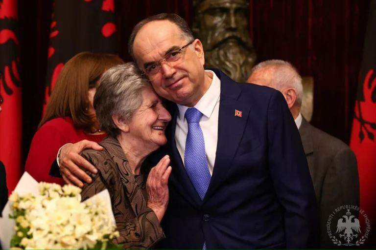 Presidente dell'Albania: Beata le donne albanesi, la vera forza della nostra vita