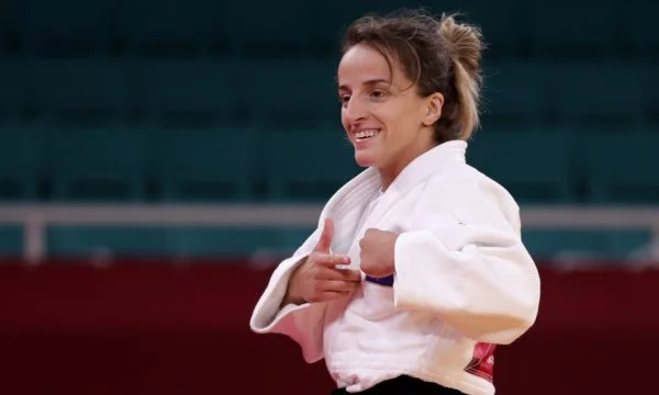 Una giungla serba, rivale di Distria Krasniqi