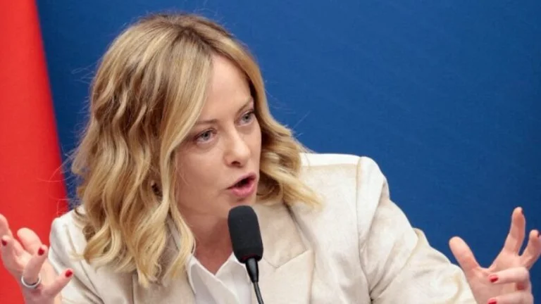 Mellon respinge la proposta dell'UE di inviare truppe italiane in Ucraina: puoi andare, ma non con i miei soldati
