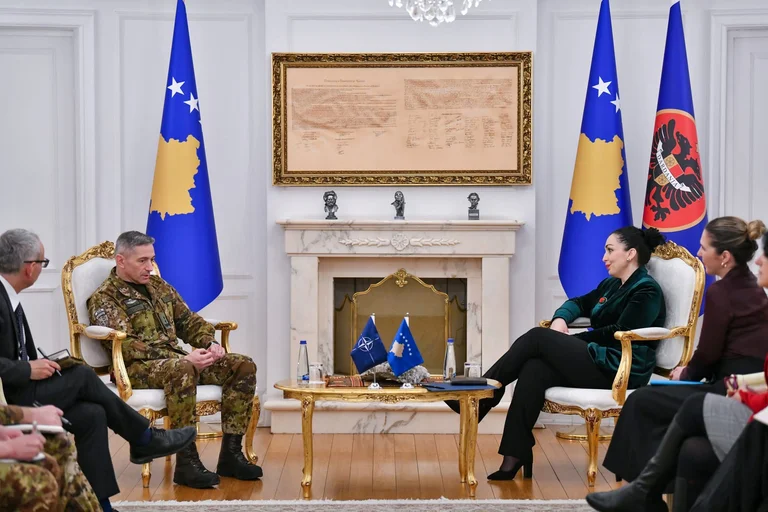 Osman incontra KFOR Commander: impegno comune con KFOR, la NATO rimane essenziale