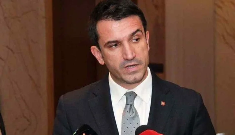 “Ndryrësirë” – Veliaj publikon procesverbalin e seancës gjyqësore: Lexoni me çfarë gjuhe flet Prokurori i SPAK, s’duhet toleruar më