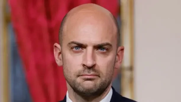 Ministro degli Esteri francese: il pericolo della guerra in Europa non è mai stato più alto