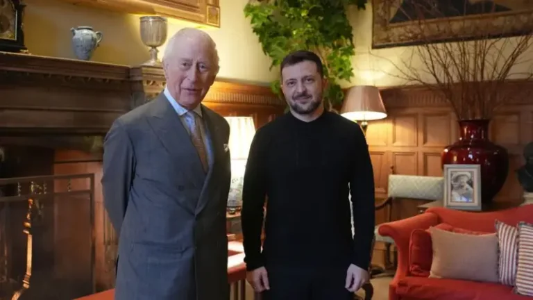 Zelensky rencontre le roi Charles