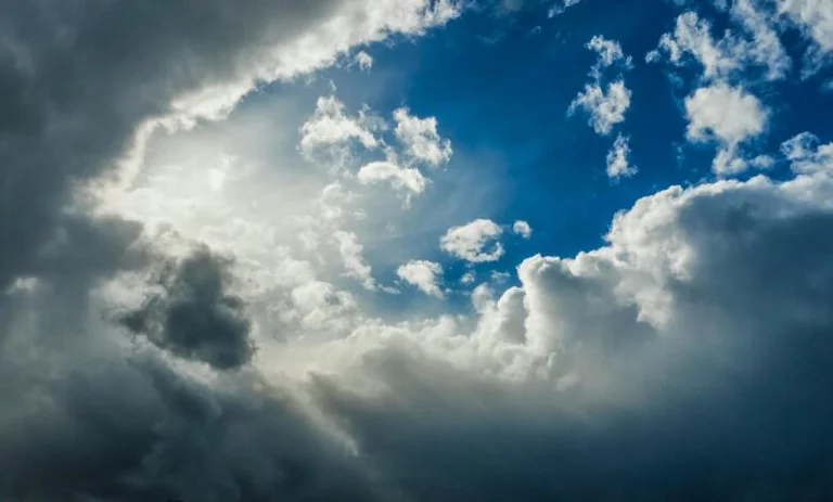Previsioni meteorologiche oggi, temperature di picco di 6 a 10 gradi C# file sorgente