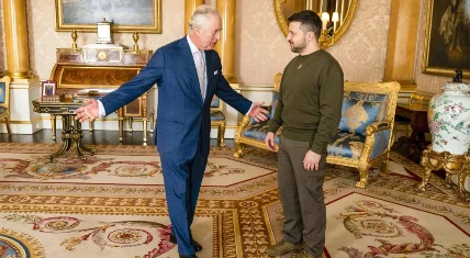 Le roi Charles accepte une invitation à rencontrer Zelensky