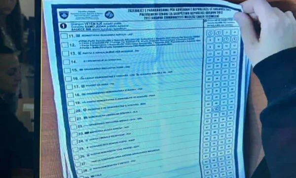 Scandal: i comunisti hanno votato con il voto elettorale del 2017