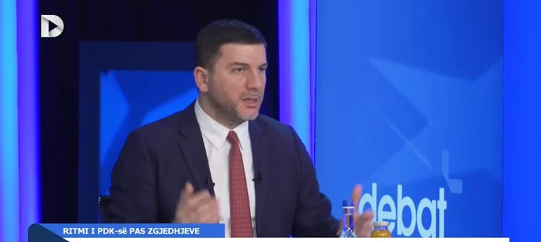 A mbështetet PDK-ja për koalicion tek Lista Serbe, Krasniqi shkurt përgjigjet: Jo