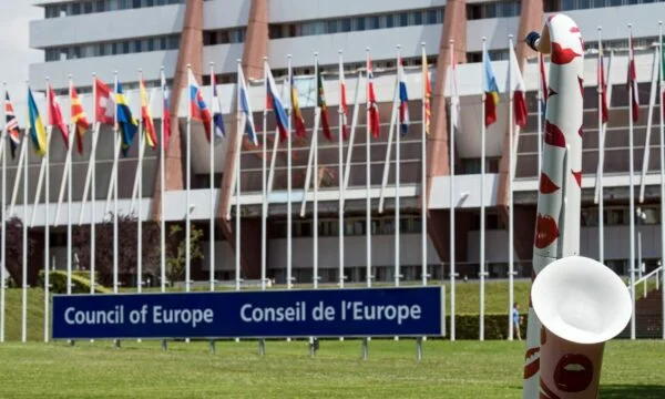 Kosova në agjendë të Komisionit për Politikë të KiE, çka është statusi i mysafirit special që synon ta marrë?