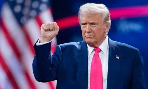 Fjalimi i Trump pritet me entusiazëm në konferencën e konservatorëve