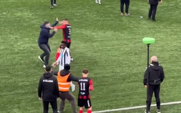 Embarrassed: Das Spiel endet mit Gewalt, Freiheitsfans angreifen Bruderschaft Fußballer