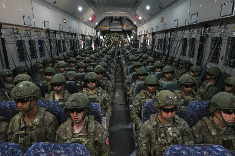 La società militare bulgara ha inviato una missione di pace in Kosovo