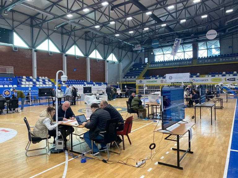 CEC: 876 posti sono stati finora contati da 2.533