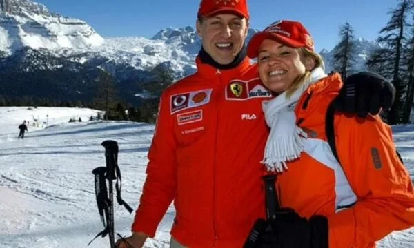 “Sie wussten alles über Schumacher, sie hatten Videofotos”, die Frau der F1 Legende erfordert schwere Bestrafung für Schwarzmailer