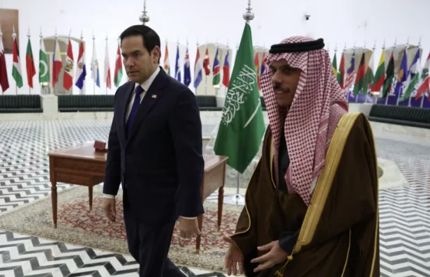 Oggi i funzionari statunitensi e russi si incontrano in Arabia Saudita