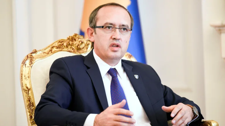 Suspendimi i përmbaruesit privat në rastin e Dardafon, reagon Hoti: Precedent i rrezikshëm i Ministrisë së së Drejtësisë