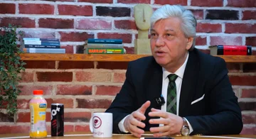 Kadri Kryeziu: Partitë politike t’i japin më shumë rëndësi interesit kombëtarë dhe shtetëror sesa interesit partiak
