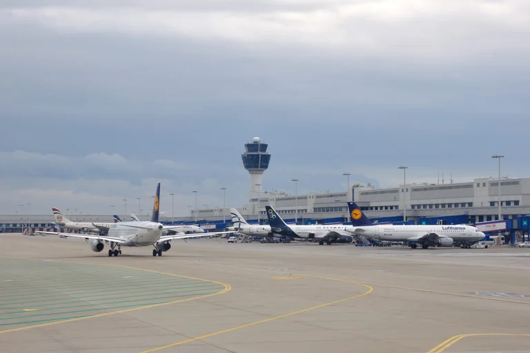 Albanese catturato con 26kg di marijuana all'aeroporto di Atene