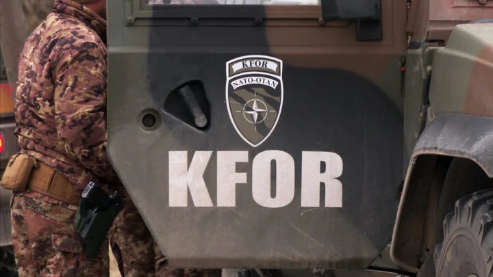Il contingente di KFOR italiano e ceco esegue esercizi in Kosovo