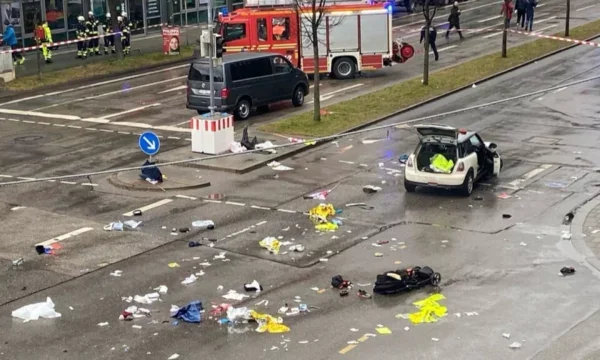 Münchens Angriff fand angeblich für religiöse Motive statt, unter 36 verletzten Kindern unter schweren Bedingungen