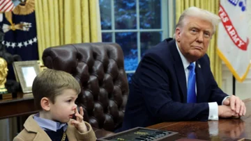 Musk sent the boy to the Ovale Office... the charming “stole” media attention.
