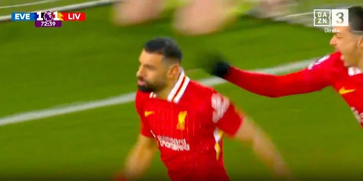 Liverpool rovescia tutto contro Everton, segna Salah