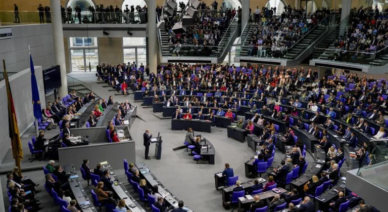 Scholz dhe Merz zotohen se nuk do të bashkëpunojnë me të djathtën ekstreme