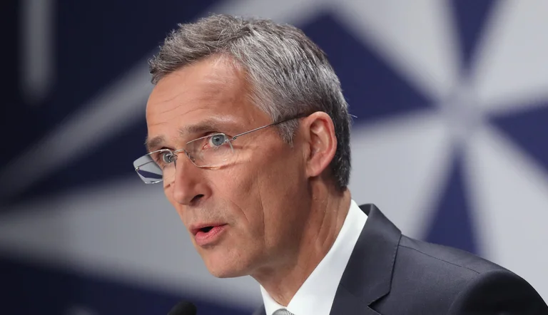Stoltenberg për linjën ajrore Kosovë-Serbi: Një hap i rëndësishëm