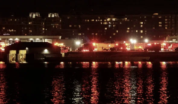 Ein Crash zwischen einem Passagierflugzeug und einem Militärhubschrauber in Washington hat Opfer