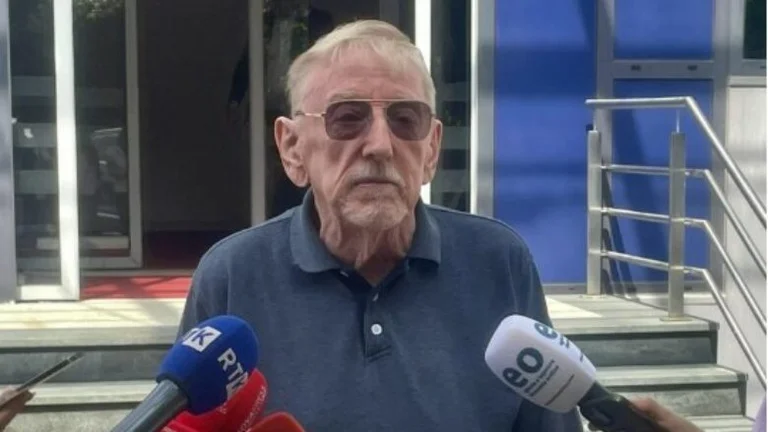 William Walker expected to testify to war crimes in Kosovo