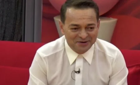 Honey with the statement, Clyde: I was in love with Elvana Long